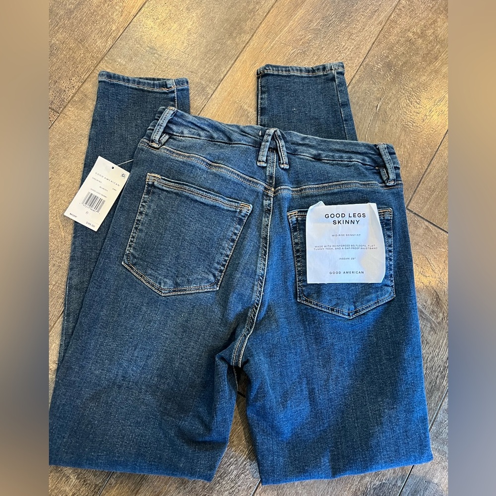 Good American NWT Women's  Jeans retail 99$